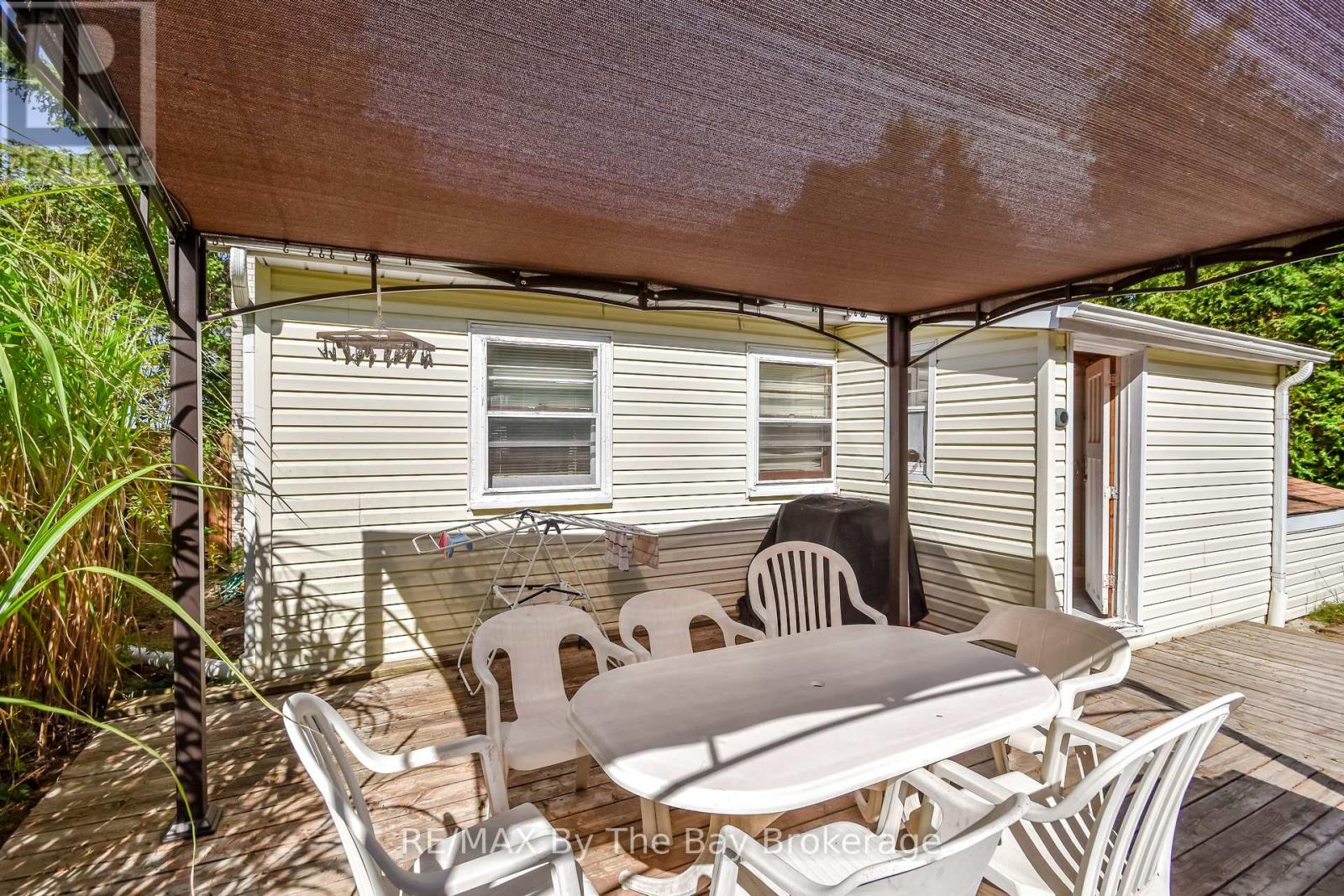 762 Eastdale Drive, Wasaga Beach, Ontario  L9Z 2R2 - Photo 41 - S12379620