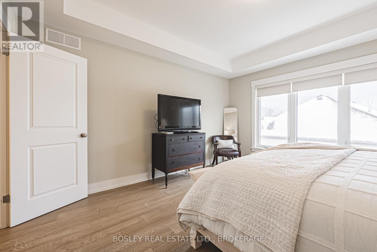 2 - 3573 Dominion Road, Fort Erie, Ontario L0S 1N0 - Photo 21 - X12551130