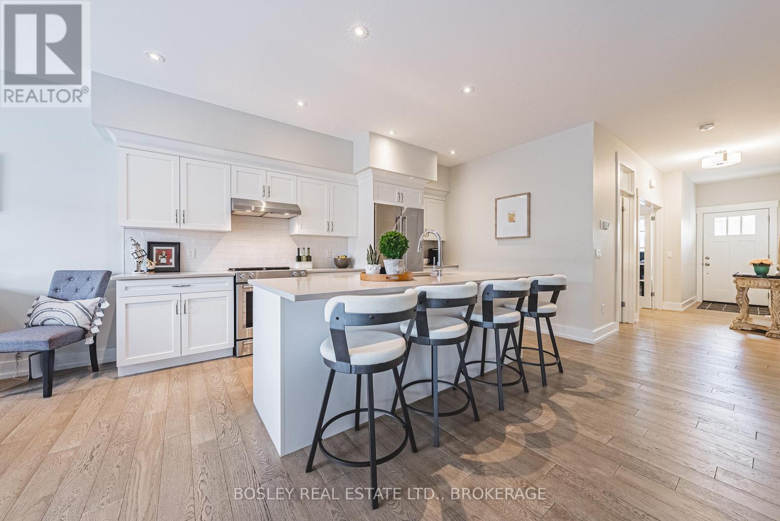 2 - 3573 Dominion Road, Fort Erie, Ontario L0S 1N0 - Photo 5 - X12551130