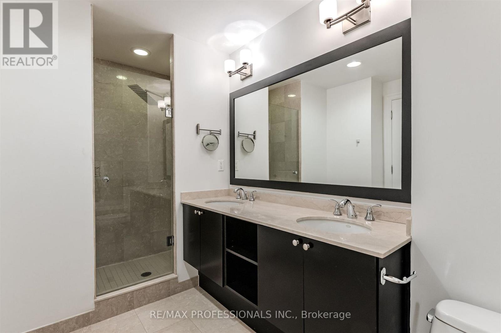 110 - 9 Burnhamthorpe Road, Toronto, Ontario  M9A 0A6 - Photo 24 - W12550954