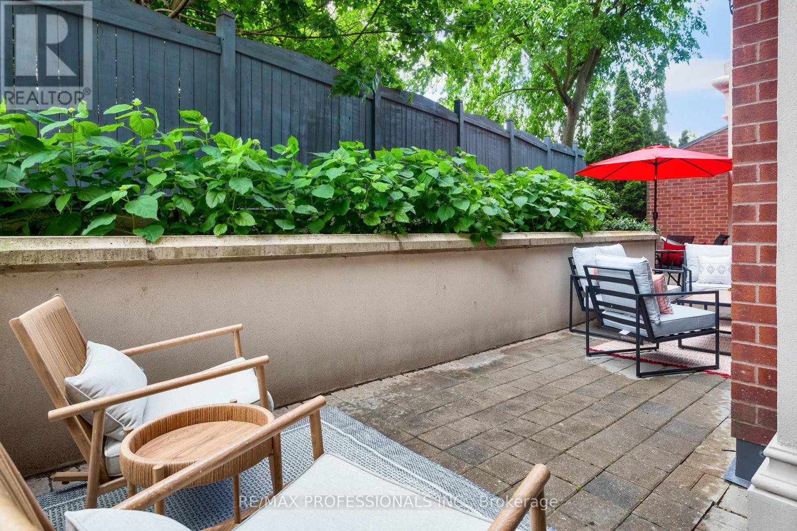 110 - 9 Burnhamthorpe Road, Toronto, Ontario  M9A 0A6 - Photo 35 - W12550954