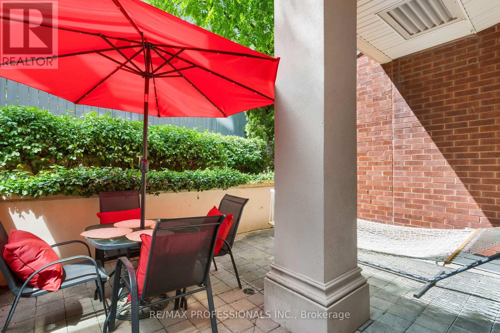 110 - 9 Burnhamthorpe Road, Toronto, Ontario  M9A 0A6 - Photo 37 - W12550954