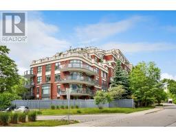 110 - 9 BURNHAMTHORPE CRESCENT, Toronto, Ontario