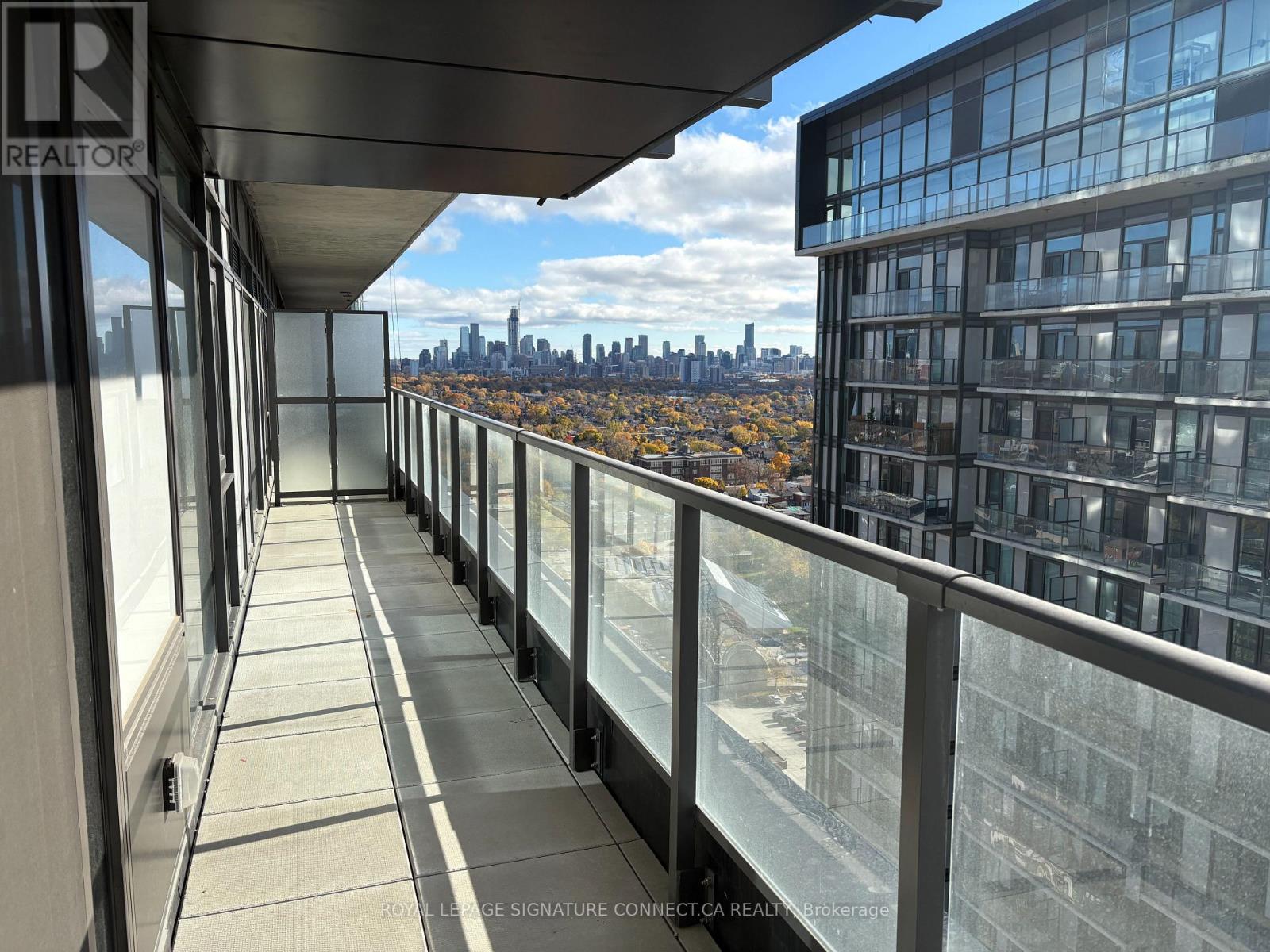 2301 - 1285 Dupont Street, Toronto, Ontario  M6H 0E3 - Photo 11 - W12550968