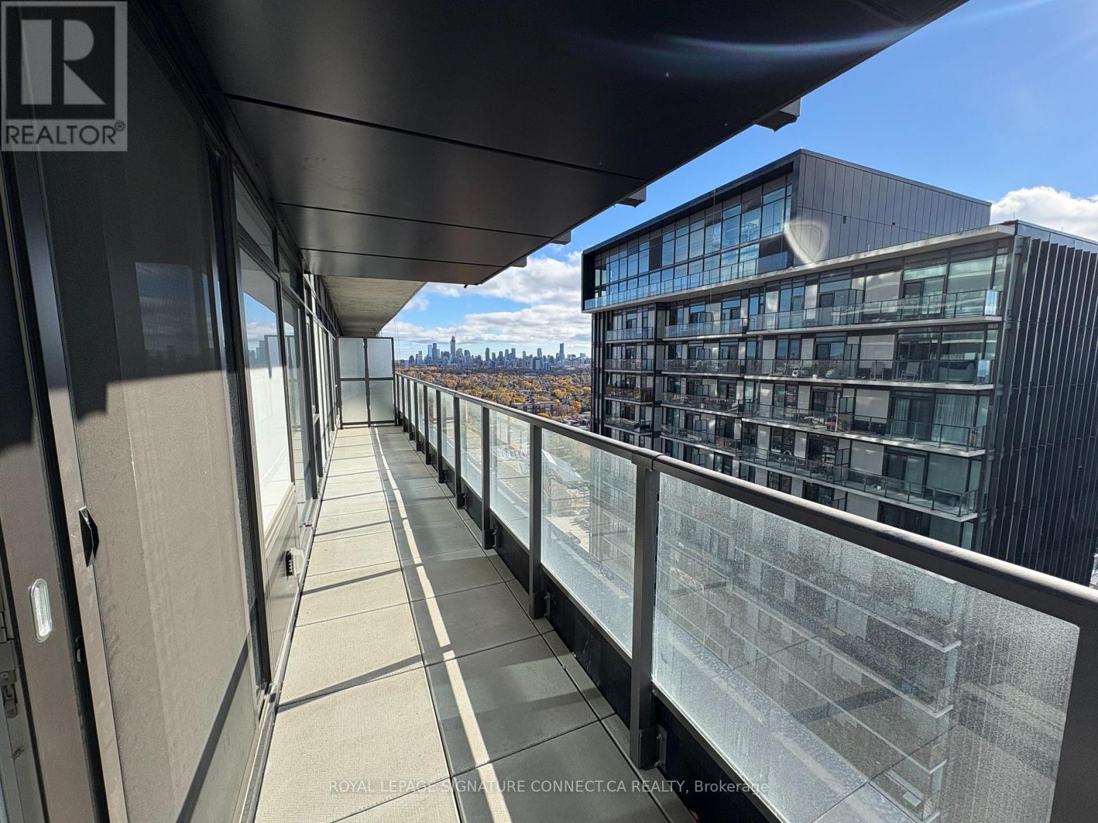 2301 - 1285 Dupont Street, Toronto, Ontario  M6H 0E3 - Photo 12 - W12550968