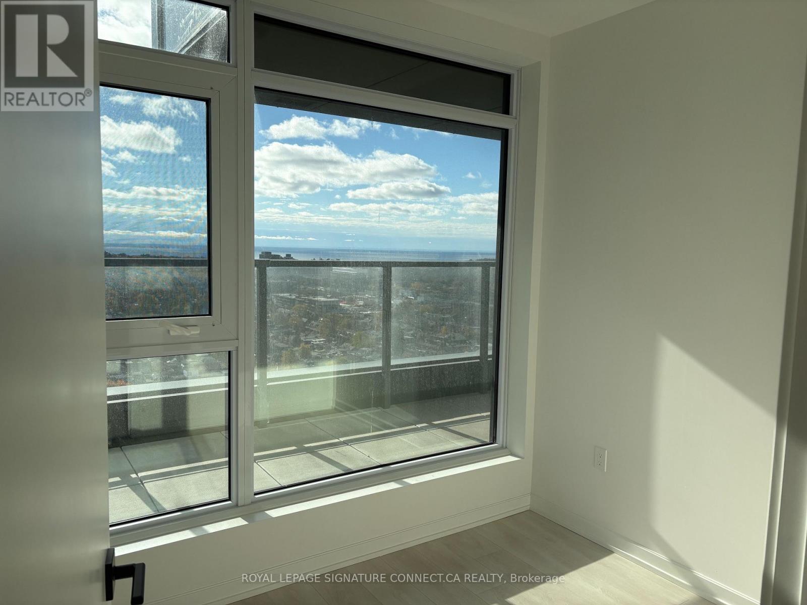 2301 - 1285 Dupont Street, Toronto, Ontario  M6H 0E3 - Photo 17 - W12550968