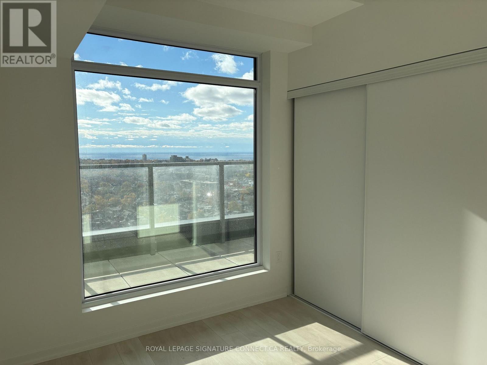 2301 - 1285 Dupont Street, Toronto, Ontario  M6H 0E3 - Photo 20 - W12550968