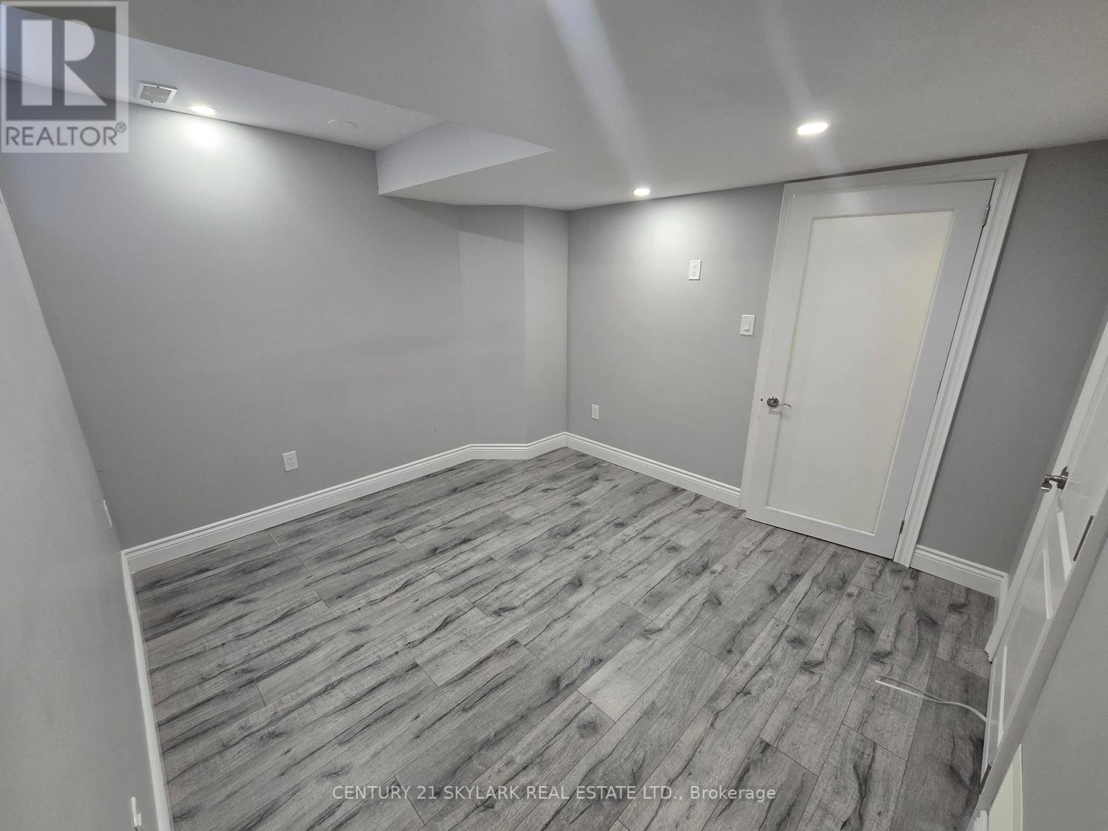 78 Beachville Circle, Brampton, Ontario  L6X 0V2 - Photo 15 - W12550988