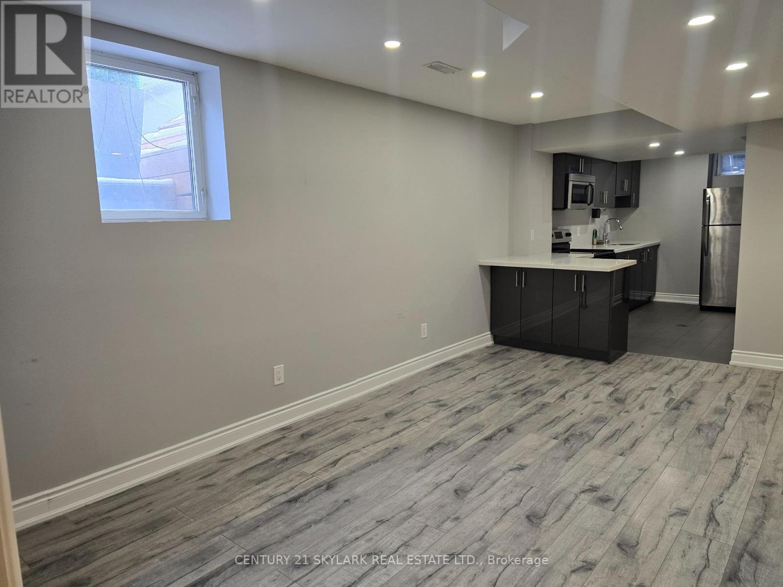 78 Beachville Circle, Brampton, Ontario  L6X 0V2 - Photo 9 - W12550988