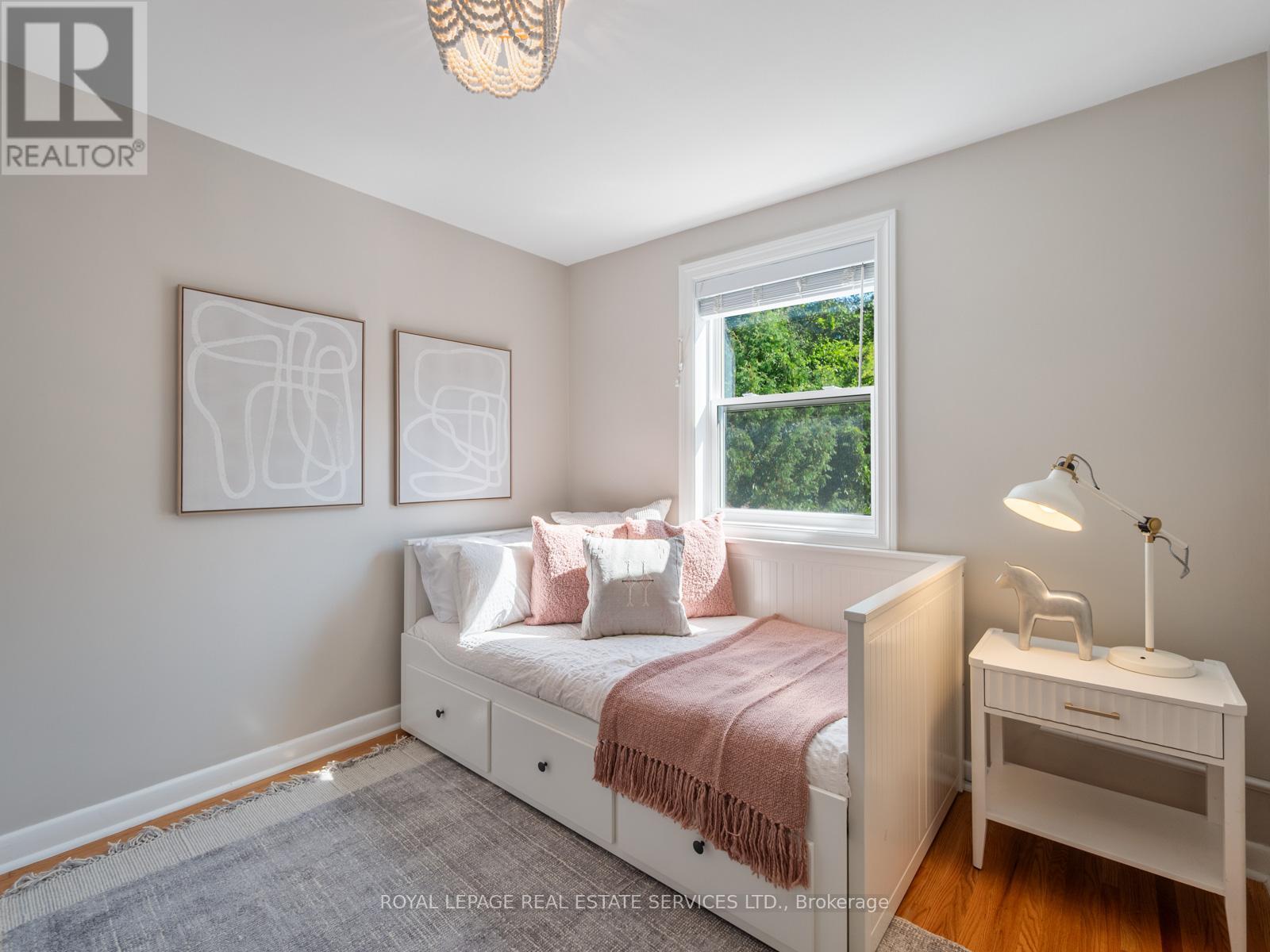 61 Skylark Road, Toronto, Ontario  M6S 4M5 - Photo 25 - W12550996