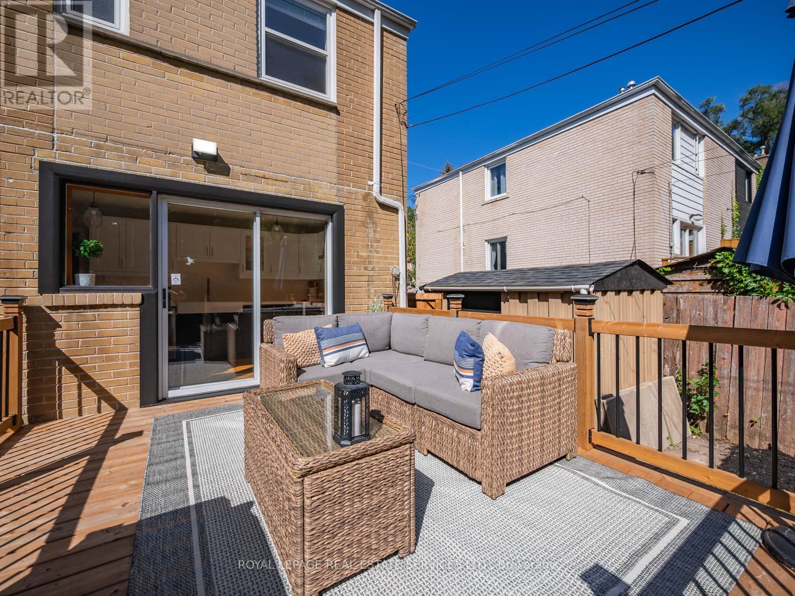 61 Skylark Road, Toronto, Ontario  M6S 4M5 - Photo 37 - W12550996