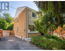 61 SKYLARK ROAD, Toronto, Ontario