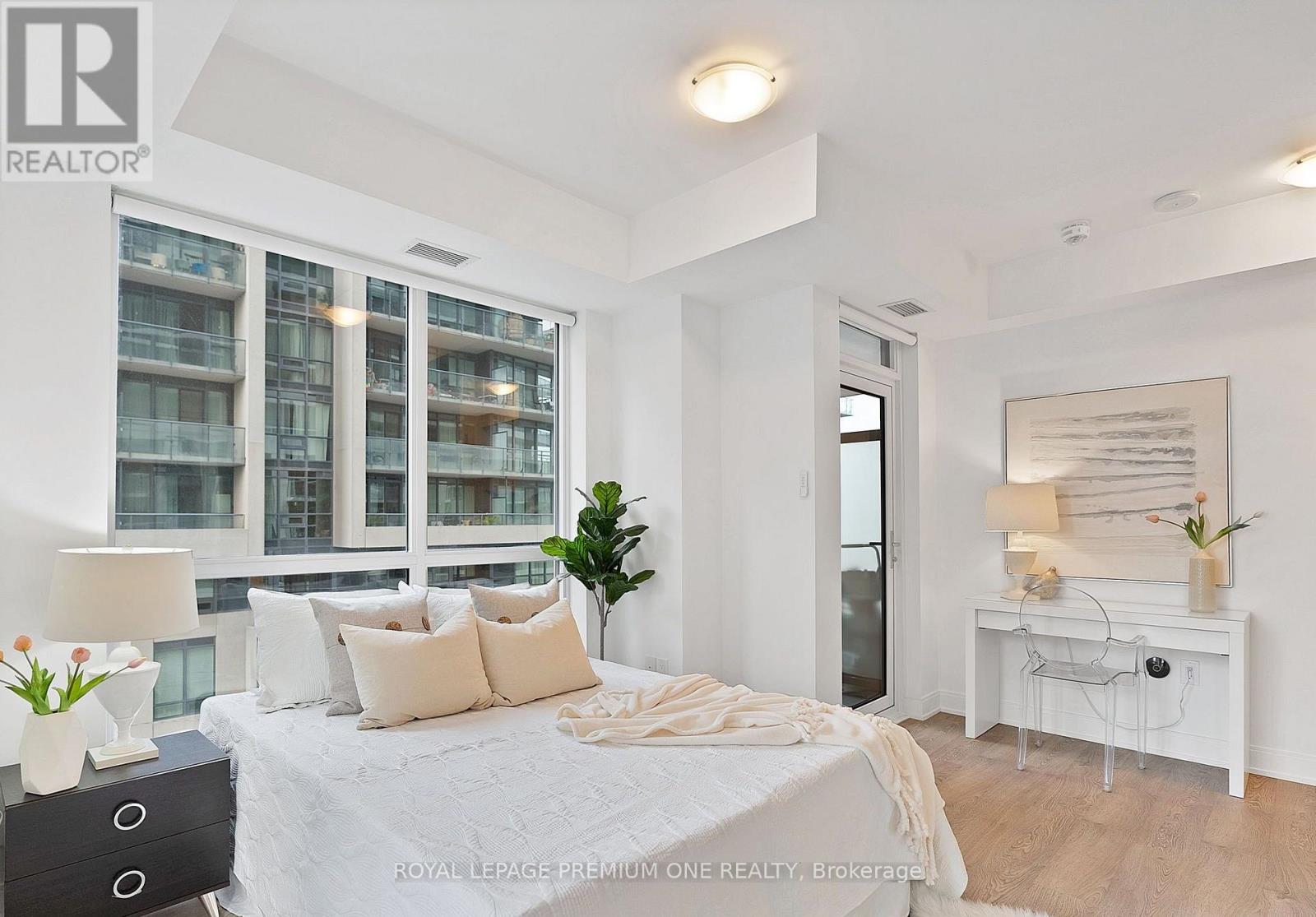 304 - 65 Annie Craig Drive, Toronto, Ontario  M8V 0G3 - Photo 13 - W12551006