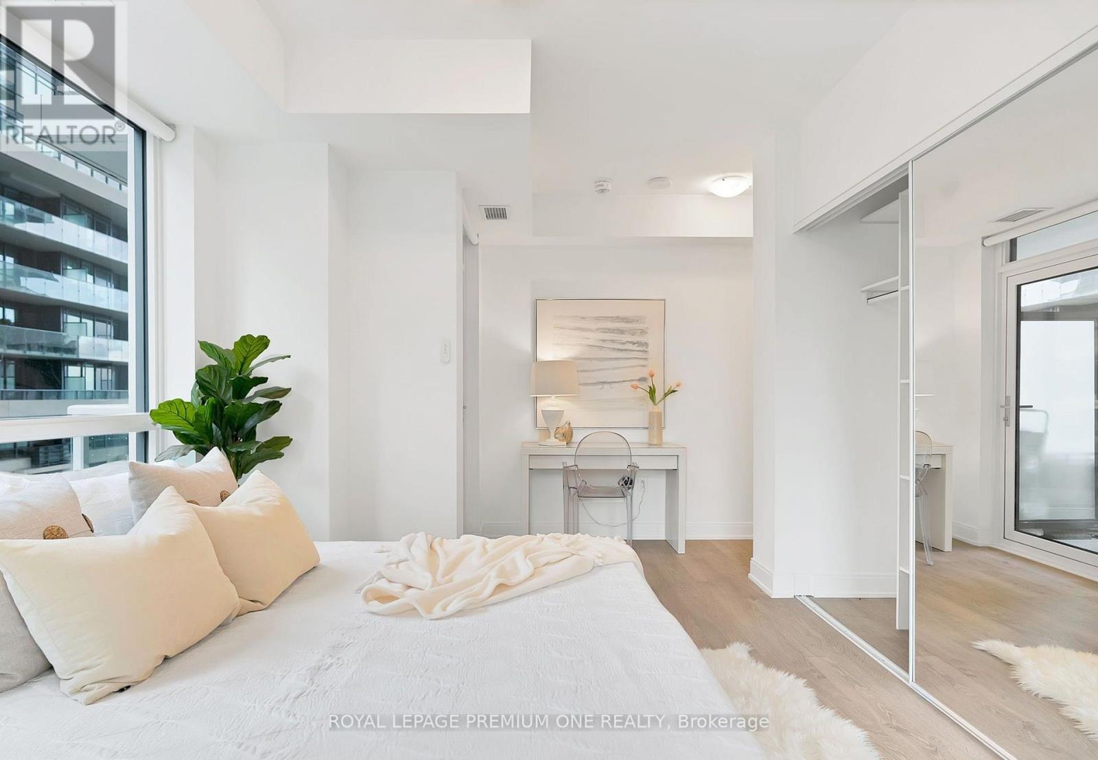 304 - 65 Annie Craig Drive, Toronto, Ontario  M8V 0G3 - Photo 15 - W12551006