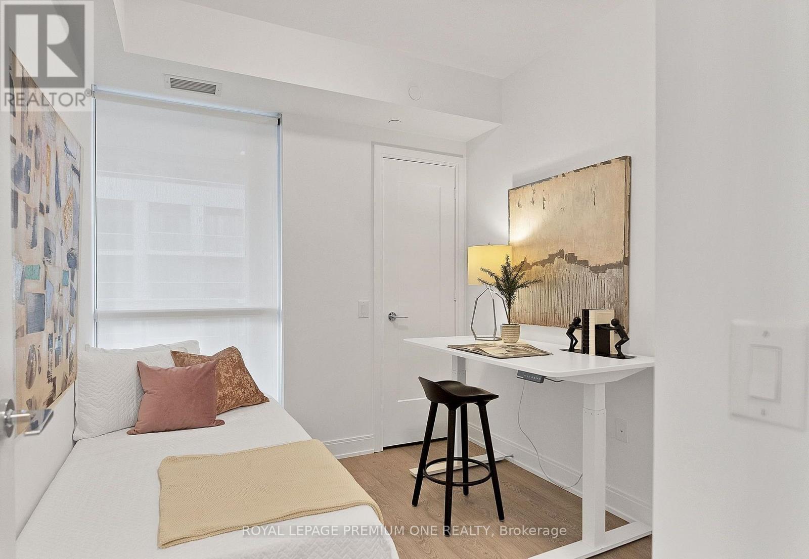 304 - 65 Annie Craig Drive, Toronto, Ontario  M8V 0G3 - Photo 9 - W12551006