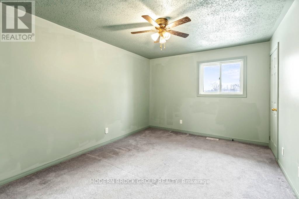 790 Scott Road, Edwardsburgh/cardinal, Ontario K0E 1E0 - Photo 13 - X12551148