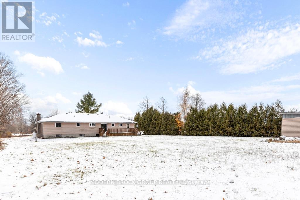 790 Scott Road, Edwardsburgh/cardinal, Ontario K0E 1E0 - Photo 38 - X12551148