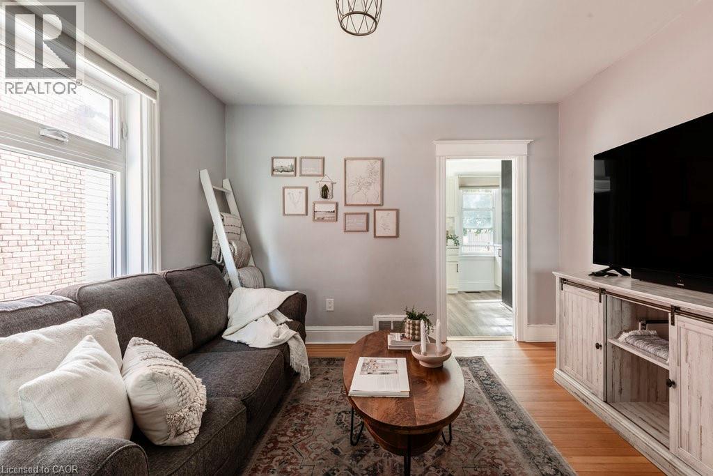 380 Beach Road, Hamilton, Ontario  L8H 3K5 - Photo 14 - 40778785