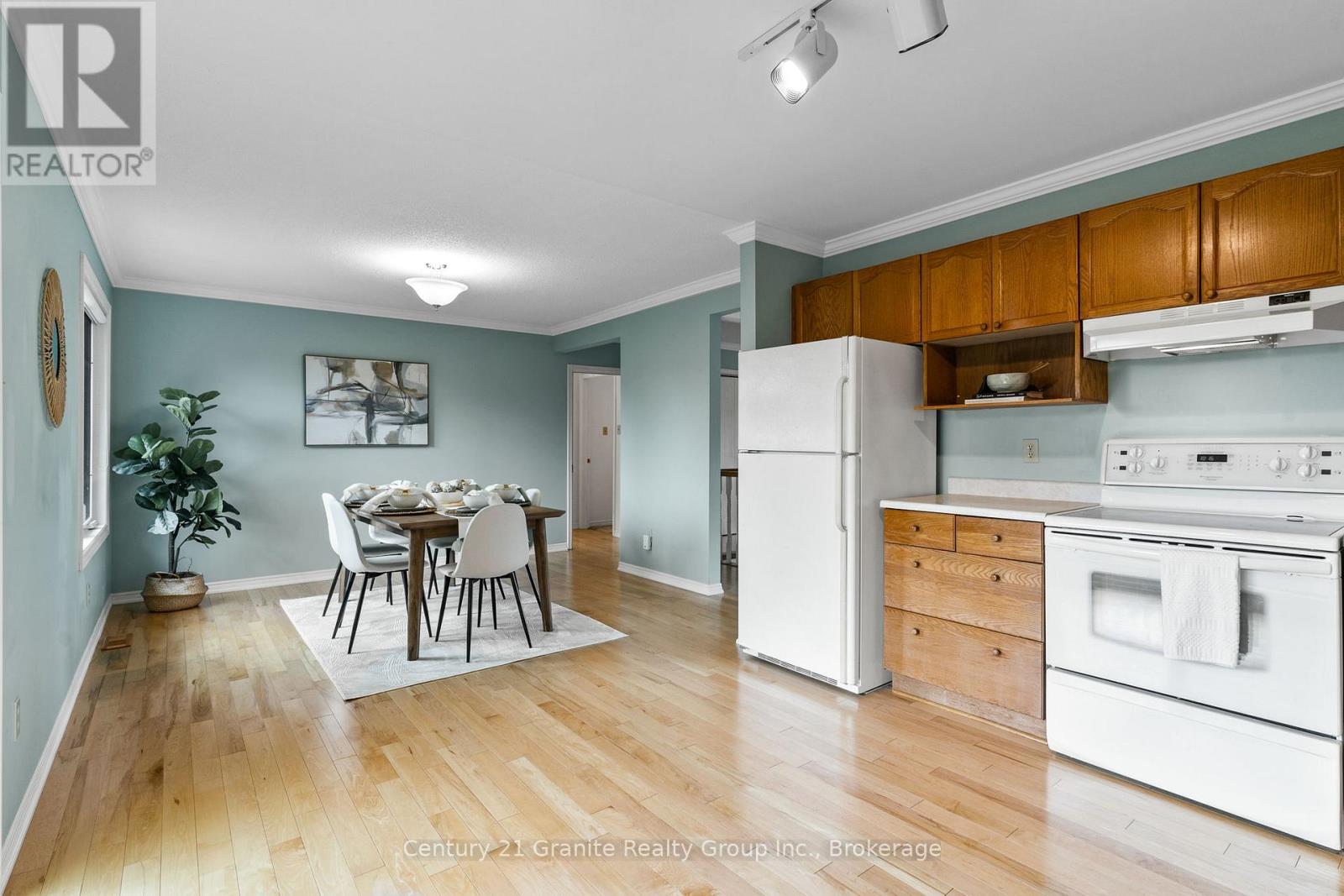 34 Cedartree Lane, Kawartha Lakes, Ontario K0M 1A0 - Photo 11 - X12551052