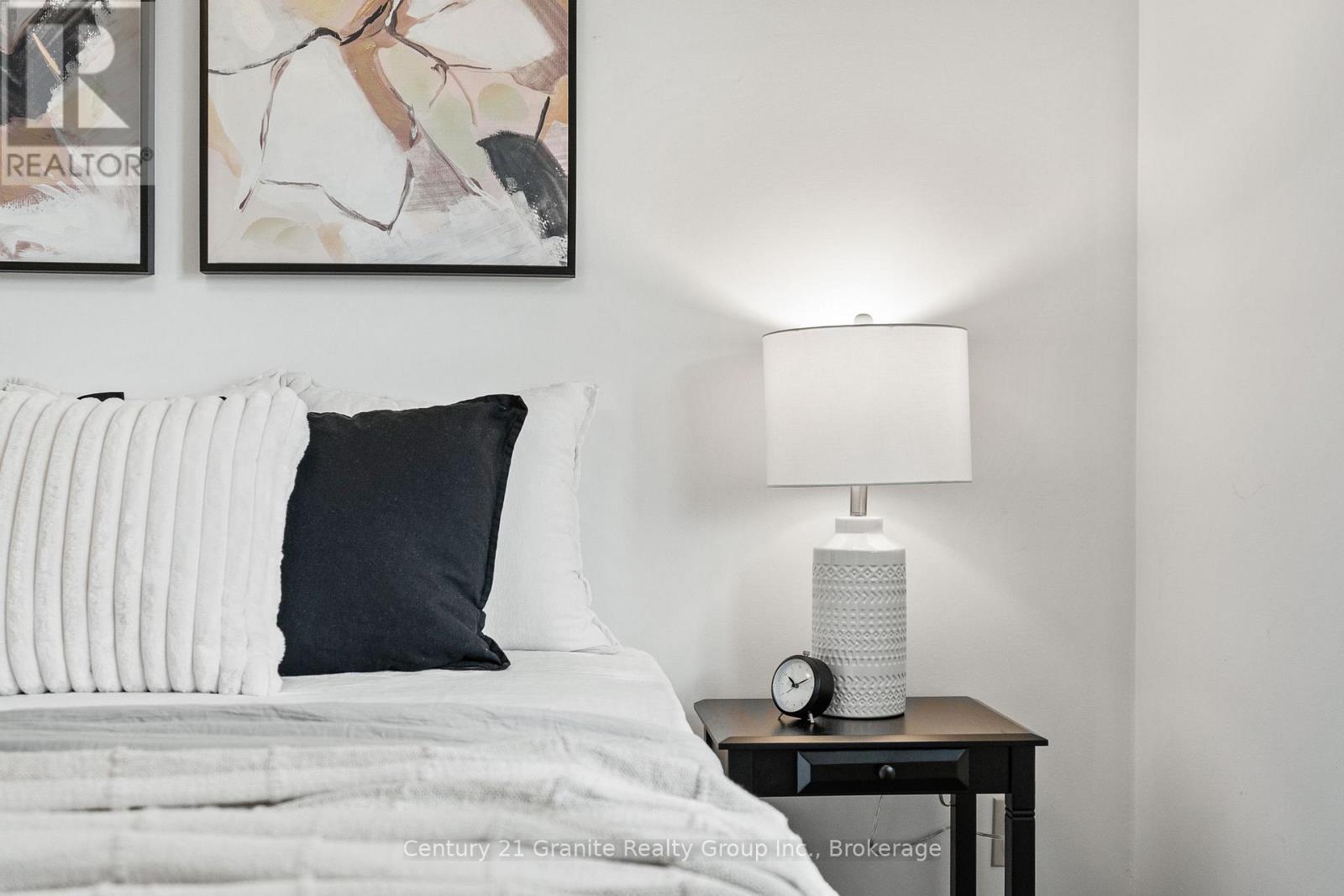 34 Cedartree Lane, Kawartha Lakes, Ontario K0M 1A0 - Photo 20 - X12551052