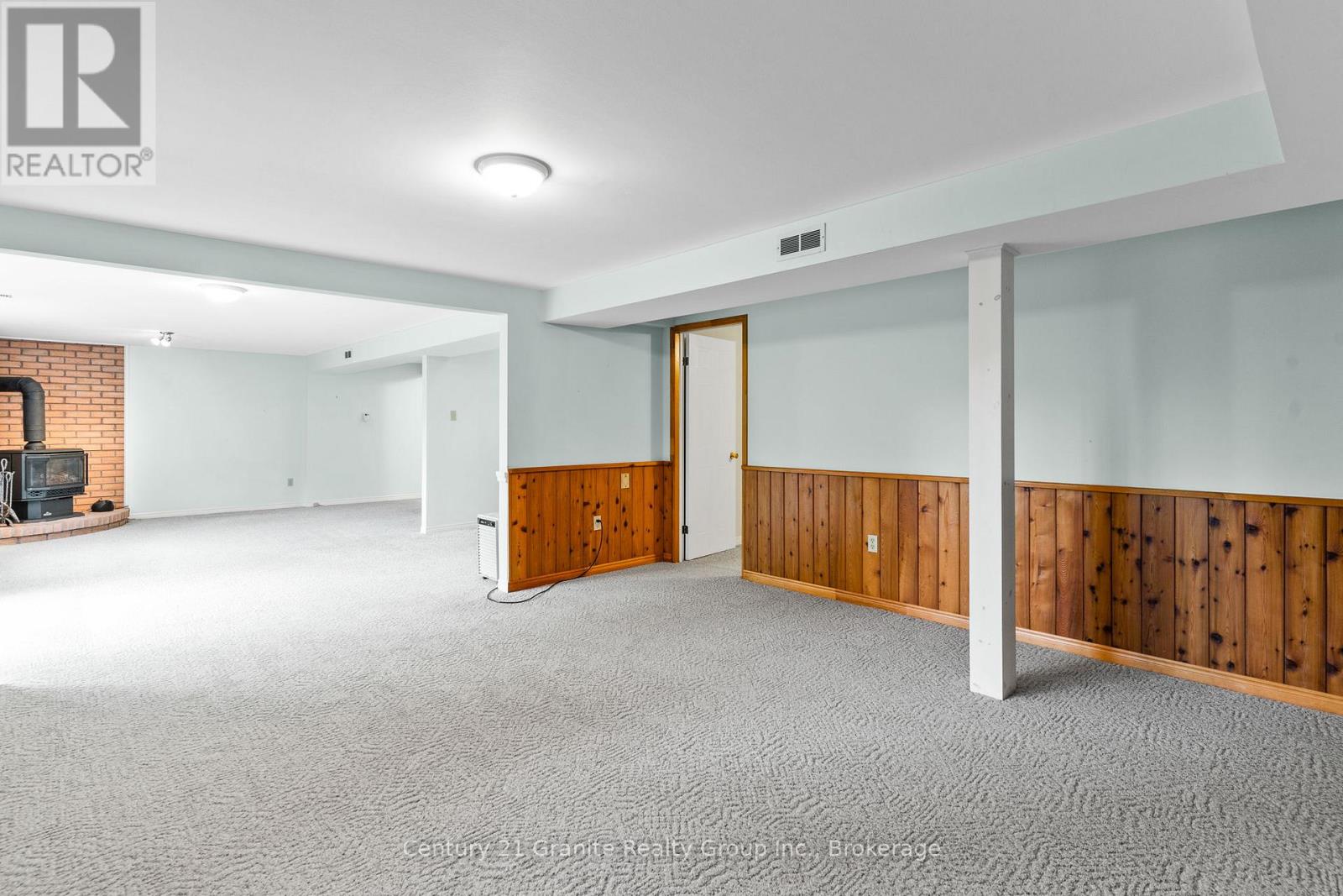 34 Cedartree Lane, Kawartha Lakes, Ontario K0M 1A0 - Photo 29 - X12551052