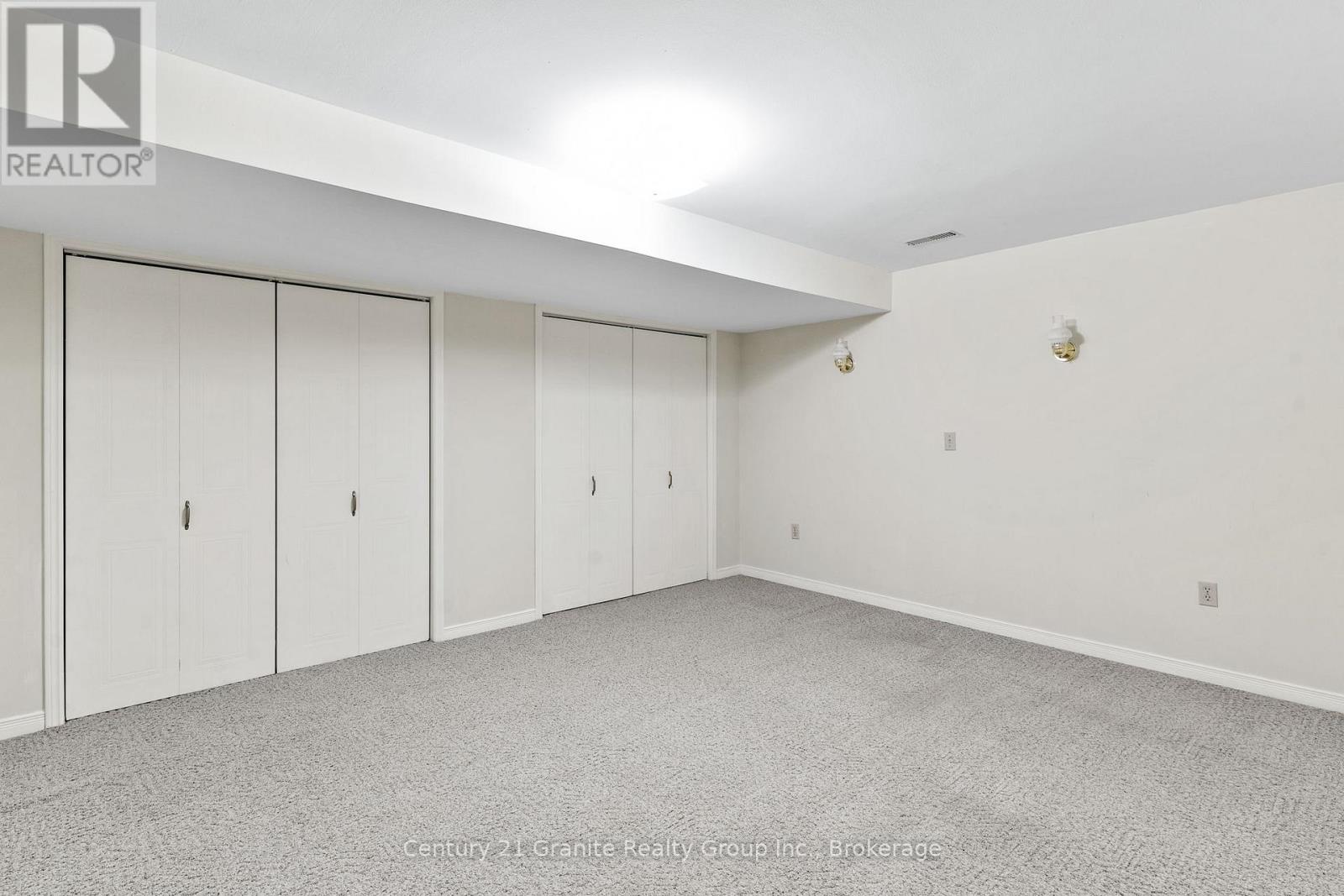 34 Cedartree Lane, Kawartha Lakes, Ontario K0M 1A0 - Photo 31 - X12551052