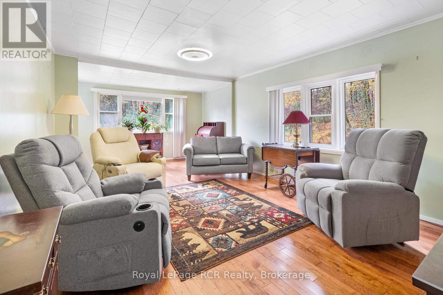 58 2nd Street W, Owen Sound, Ontario N4K 0B4 - Photo 12 - X12551088