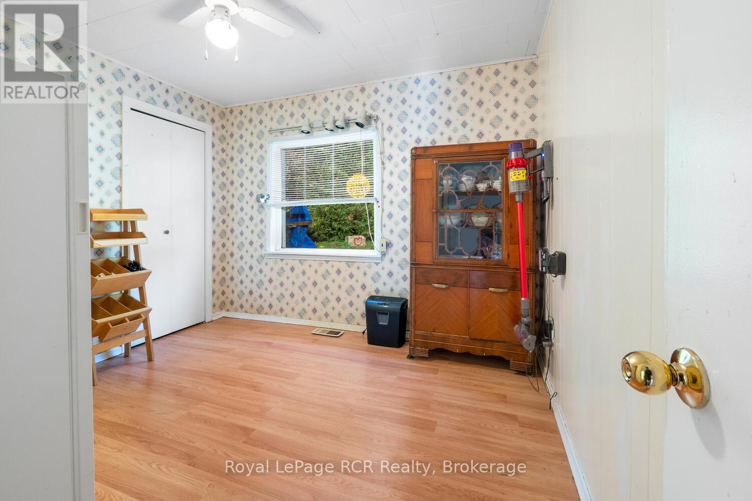 58 2nd Street W, Owen Sound, Ontario N4K 0B4 - Photo 18 - X12551088