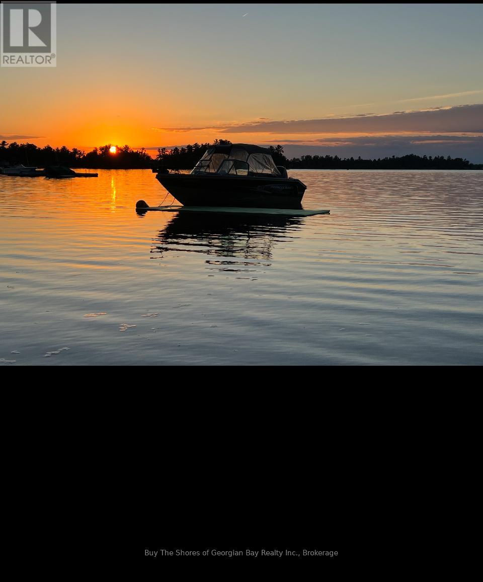 15212 Georgian Bay Shore Road, Georgian Bay, Ontario P0E 1E0 - Photo 21 - X12551240
