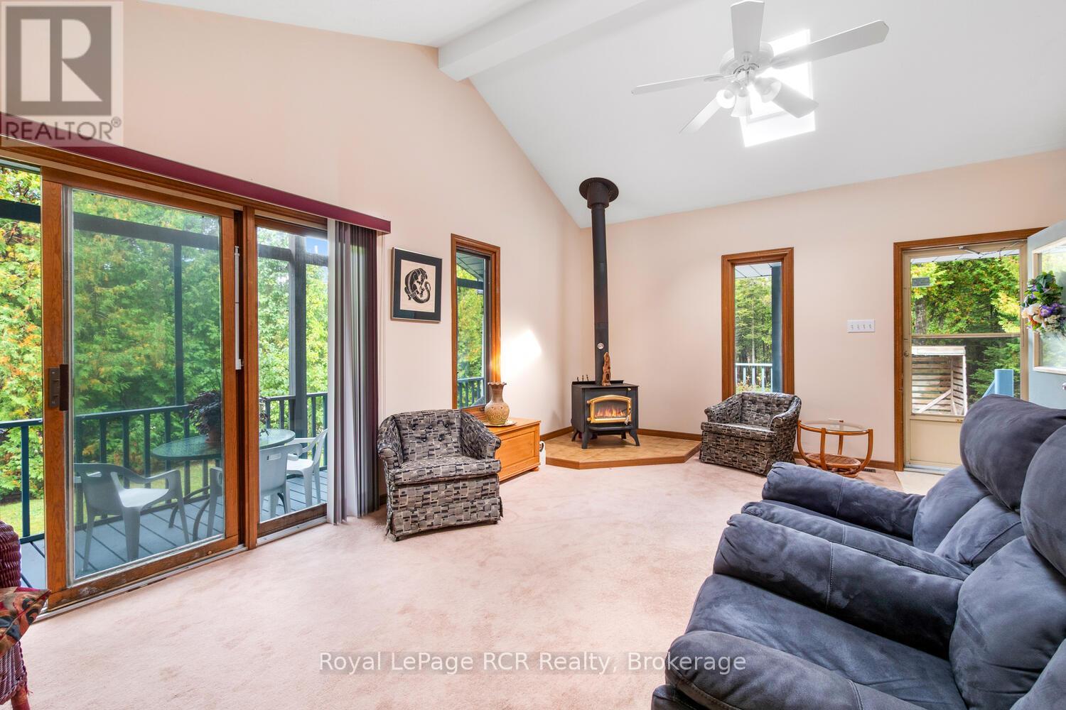 8 Molly Street, Northern Bruce Peninsula, Ontario N0H 1W0 - Photo 14 - X12551292