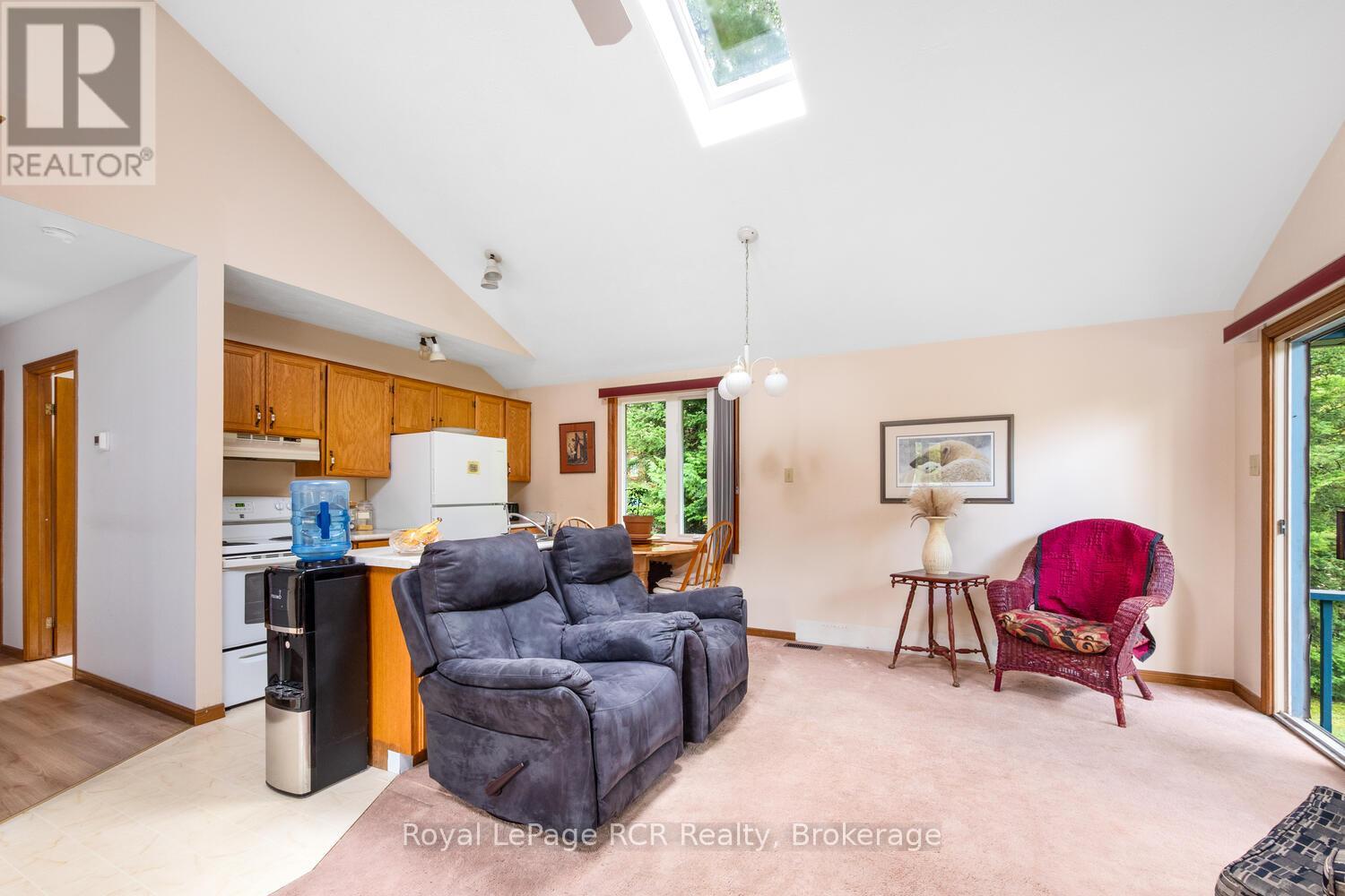 8 Molly Street, Northern Bruce Peninsula, Ontario N0H 1W0 - Photo 16 - X12551292