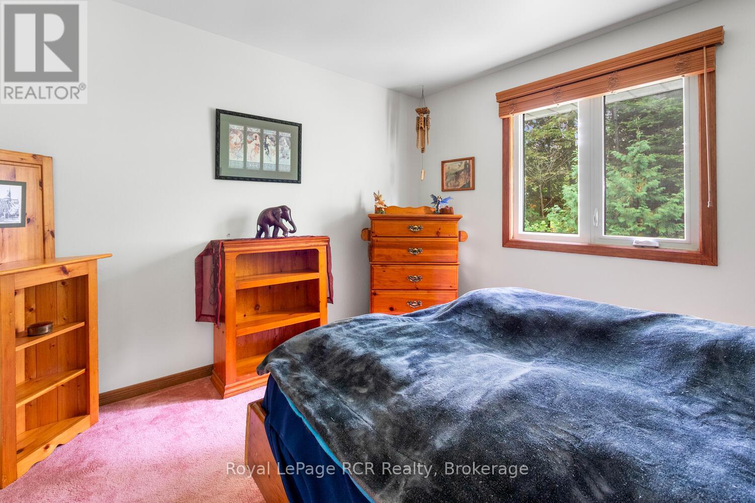 8 Molly Street, Northern Bruce Peninsula, Ontario N0H 1W0 - Photo 19 - X12551292