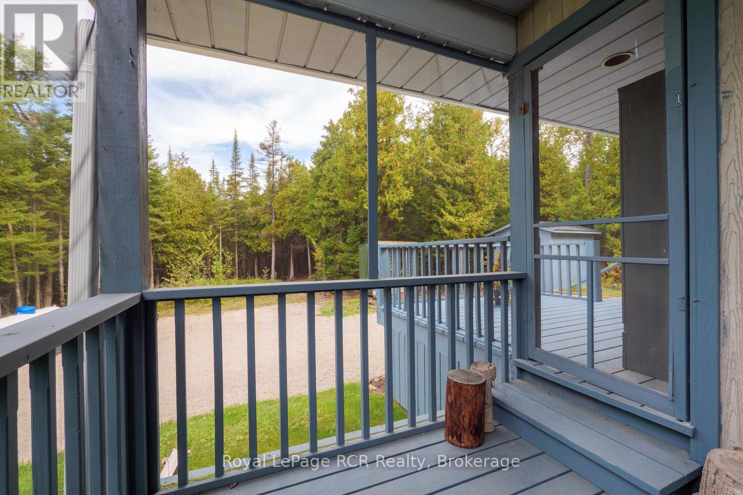 8 Molly Street, Northern Bruce Peninsula, Ontario N0H 1W0 - Photo 24 - X12551292