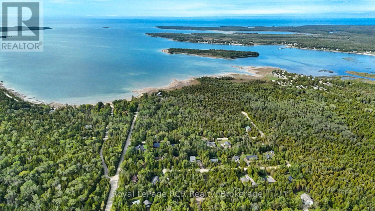 8 Molly Street, Northern Bruce Peninsula, Ontario N0H 1W0 - Photo 28 - X12551292