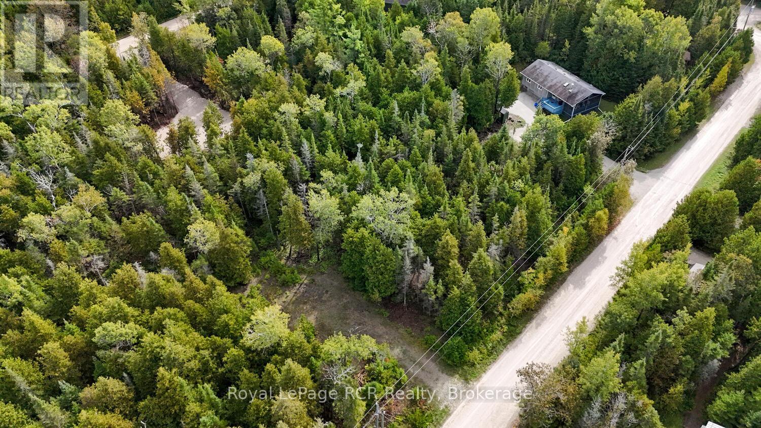 8 Molly Street, Northern Bruce Peninsula, Ontario N0H 1W0 - Photo 29 - X12551292