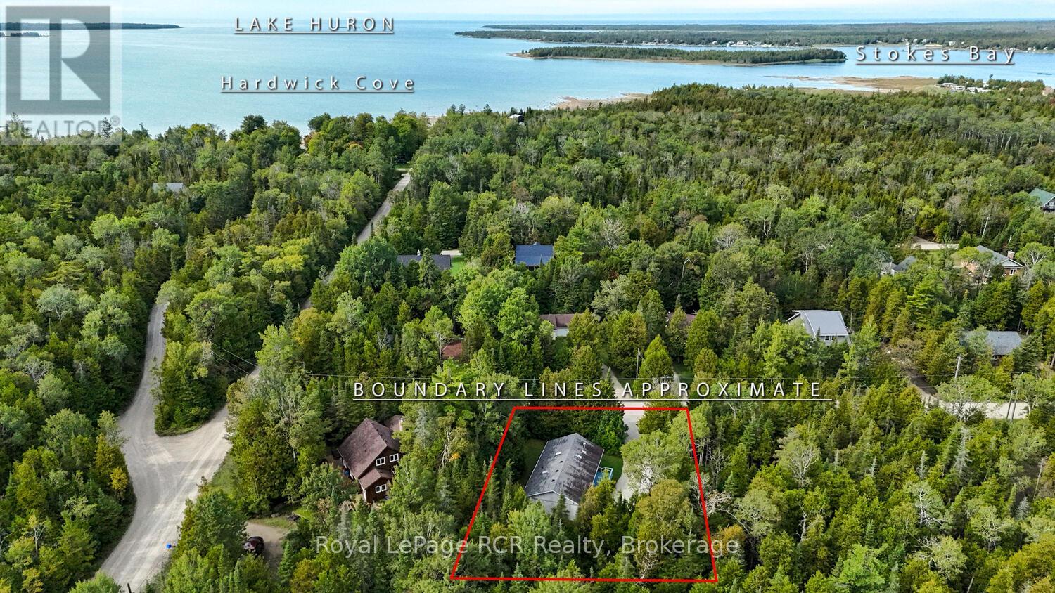 8 Molly Street, Northern Bruce Peninsula, Ontario N0H 1W0 - Photo 4 - X12551292