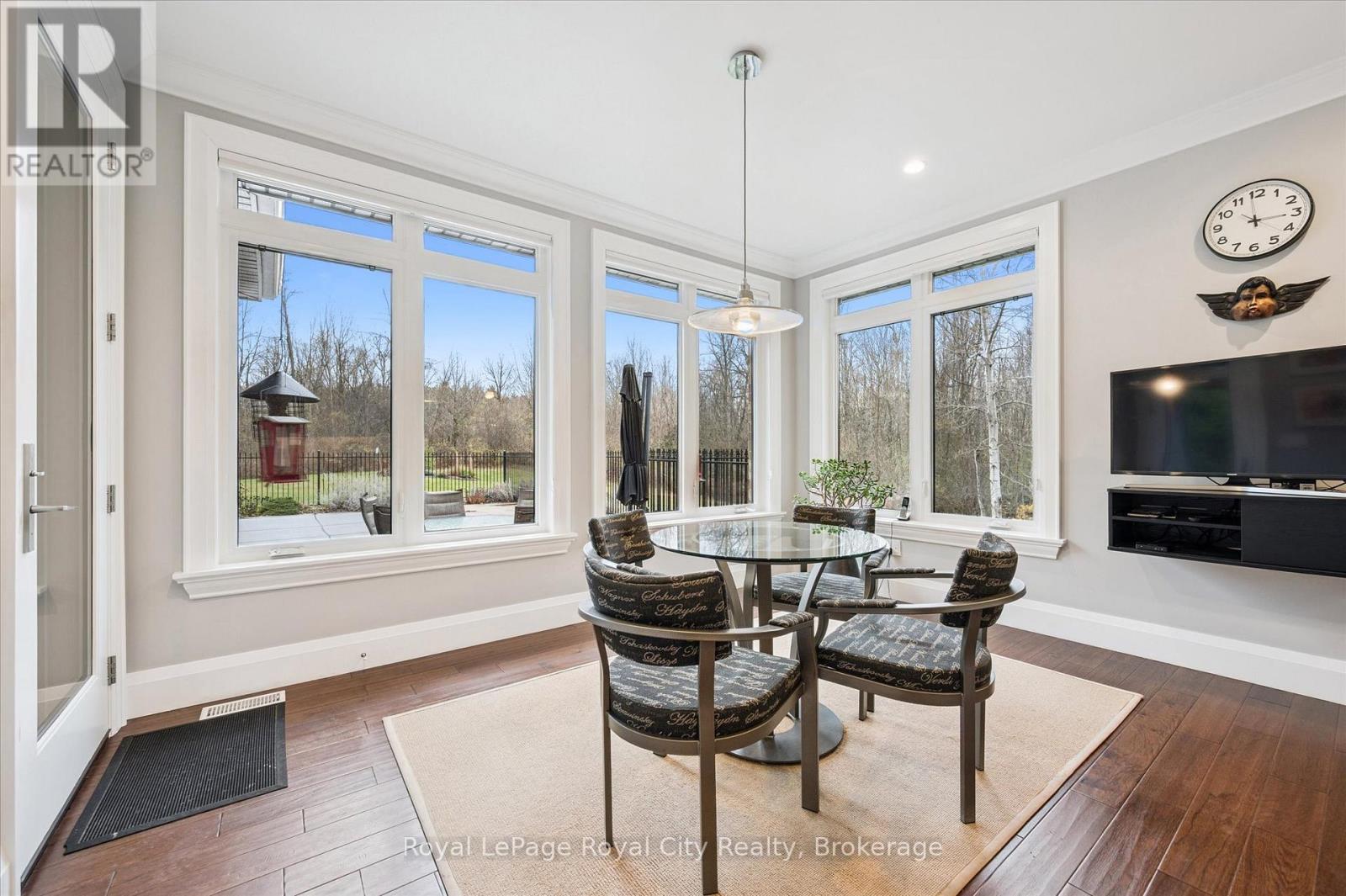 28 Serena Lane, Guelph, Ontario N1L 1E7 - Photo 16 - X12551296