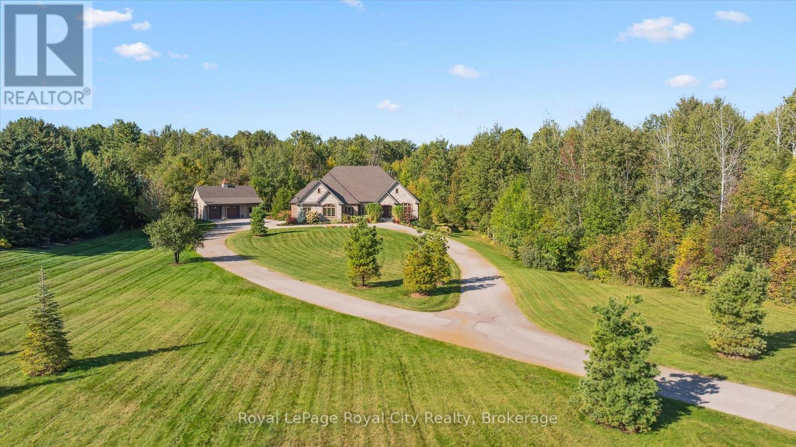 28 Serena Lane, Guelph, Ontario N1L 1E7 - Photo 2 - X12551296