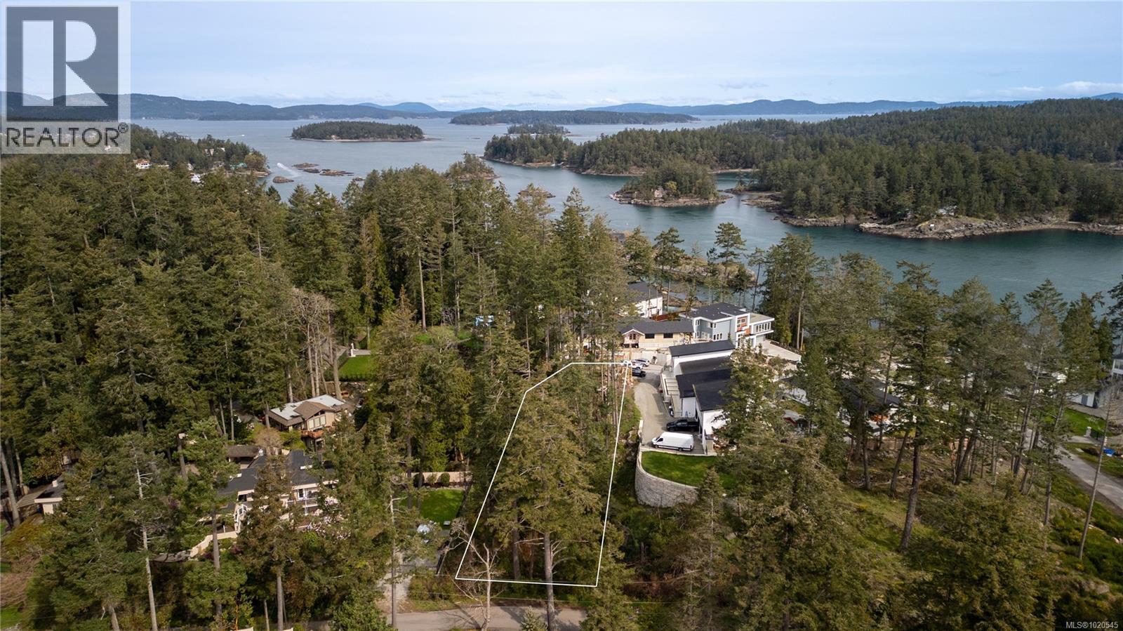 2452 Tryon Rd, North Saanich, British Columbia