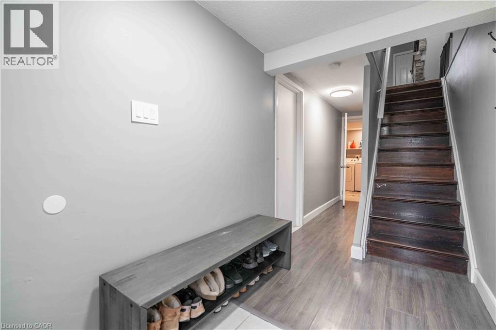 1025 Upper Gage Avenue Unit# 1, Hamilton, Ontario  L8V 4L2 - Photo 5 - 40788725