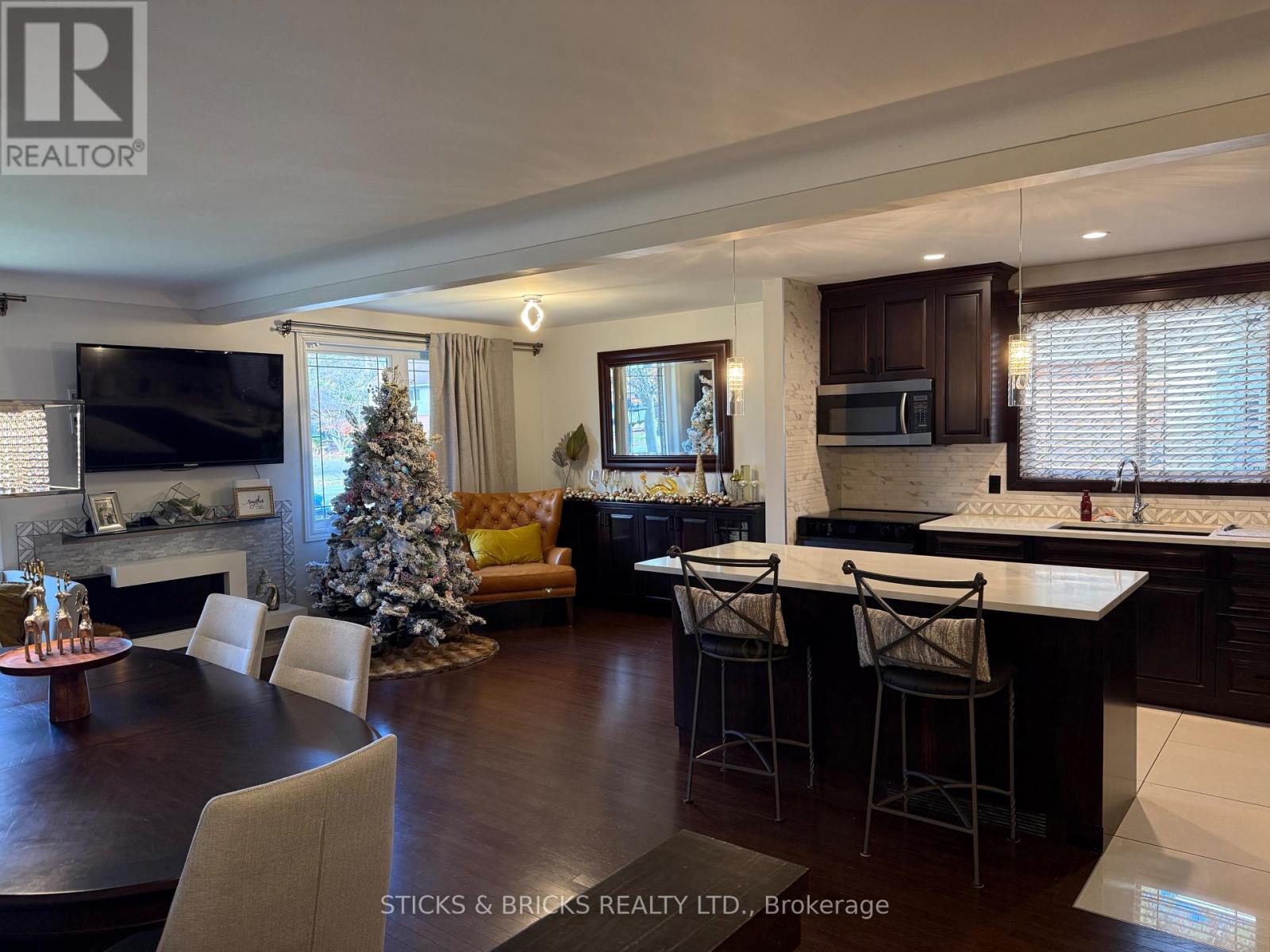 2530 Dorchester Road, Niagara Falls, Ontario  L2J 2Y8 - Photo 13 - X12461863