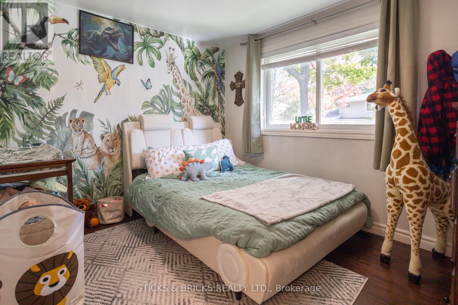 2530 Dorchester Road, Niagara Falls, Ontario  L2J 2Y8 - Photo 19 - X12461863