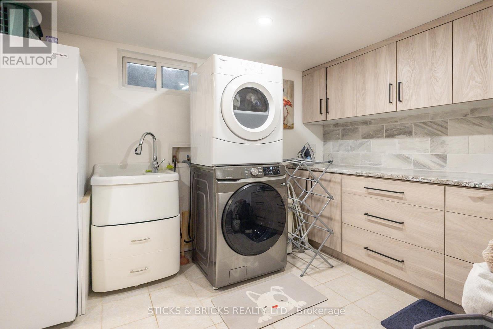 2530 Dorchester Road, Niagara Falls, Ontario  L2J 2Y8 - Photo 30 - X12461863