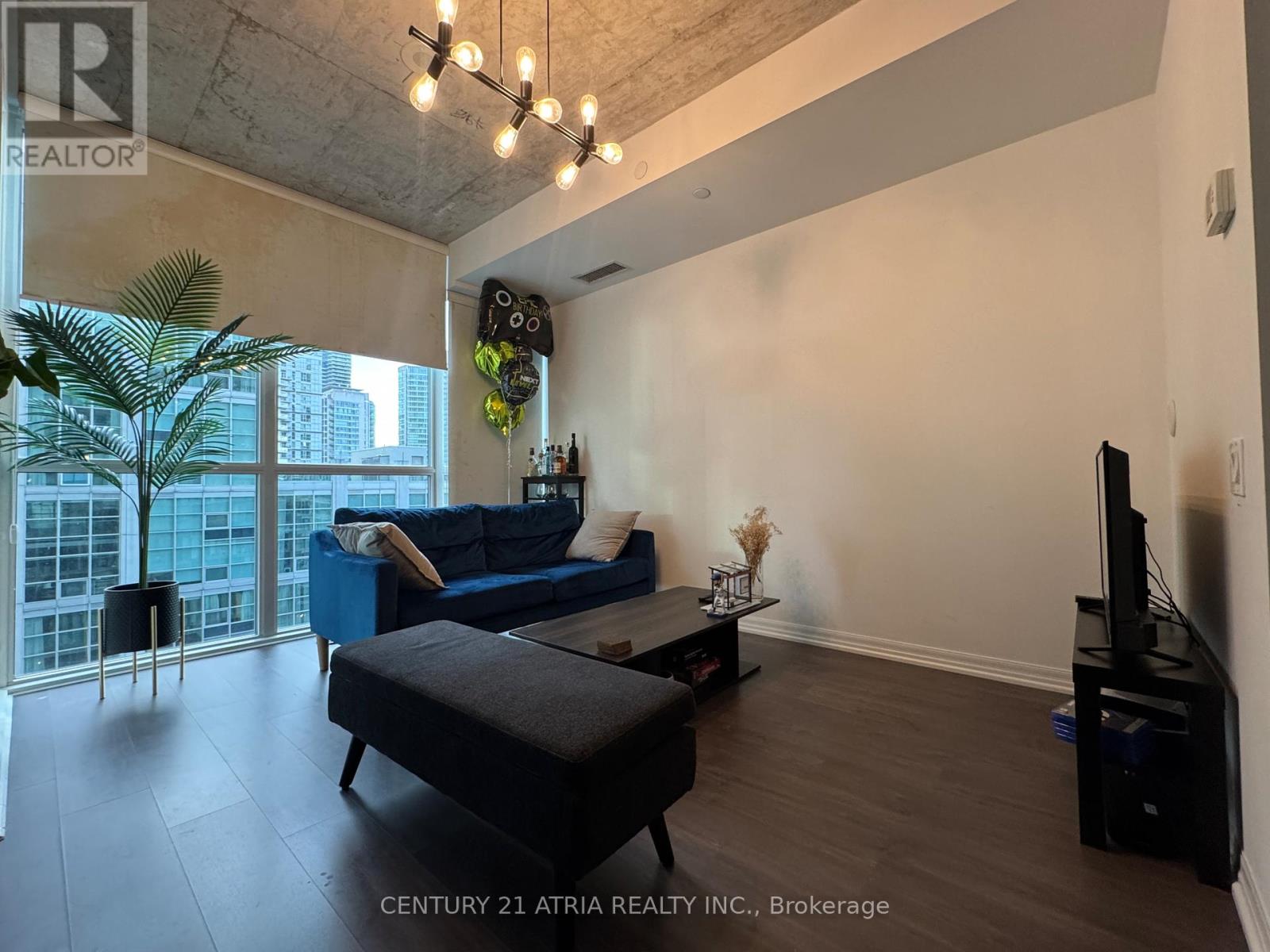 1107 - 88 Blue Jays Way, Toronto, Ontario  M5V 2G3 - Photo 3 - C12551042