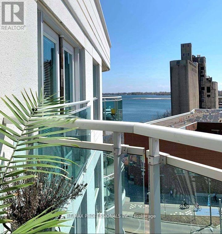 1028 - 600 Queens Quay, Toronto, Ontario  M5V 3M3 - Photo 13 - C12551062