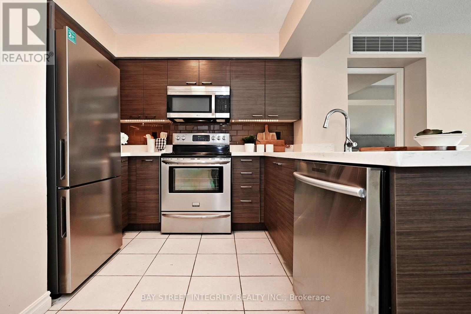 2101 - 30 Harrison Garden Boulevard, Toronto, Ontario  M2N 7A9 - Photo 22 - C12551070