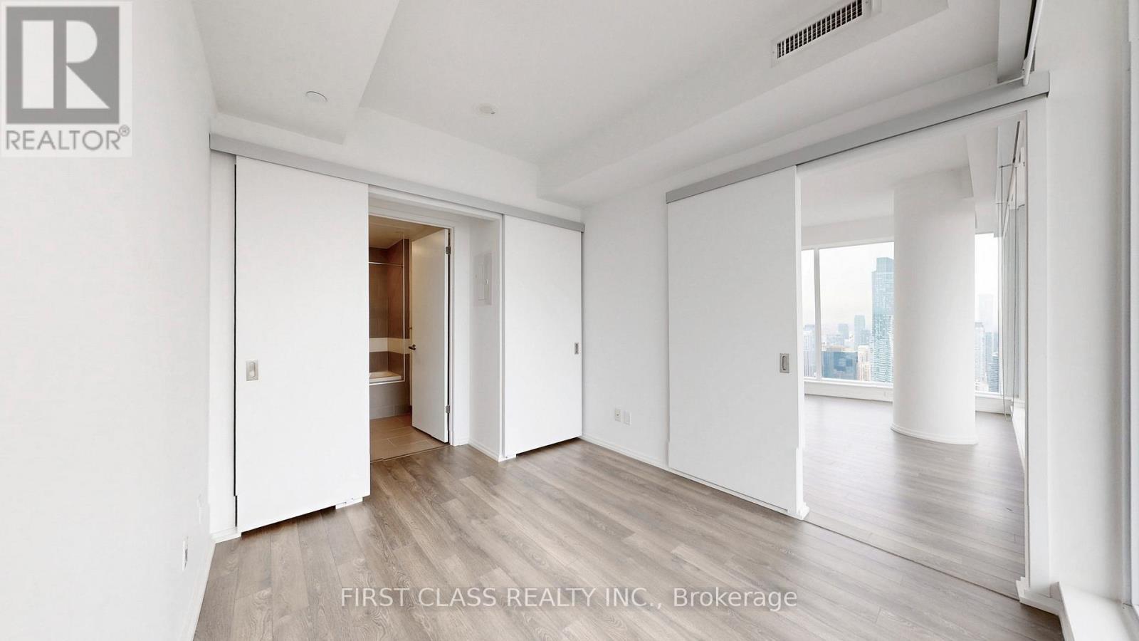 5702 - 197 Yonge Street, Toronto, Ontario M5B 0C1 - Photo 23 - C12551078