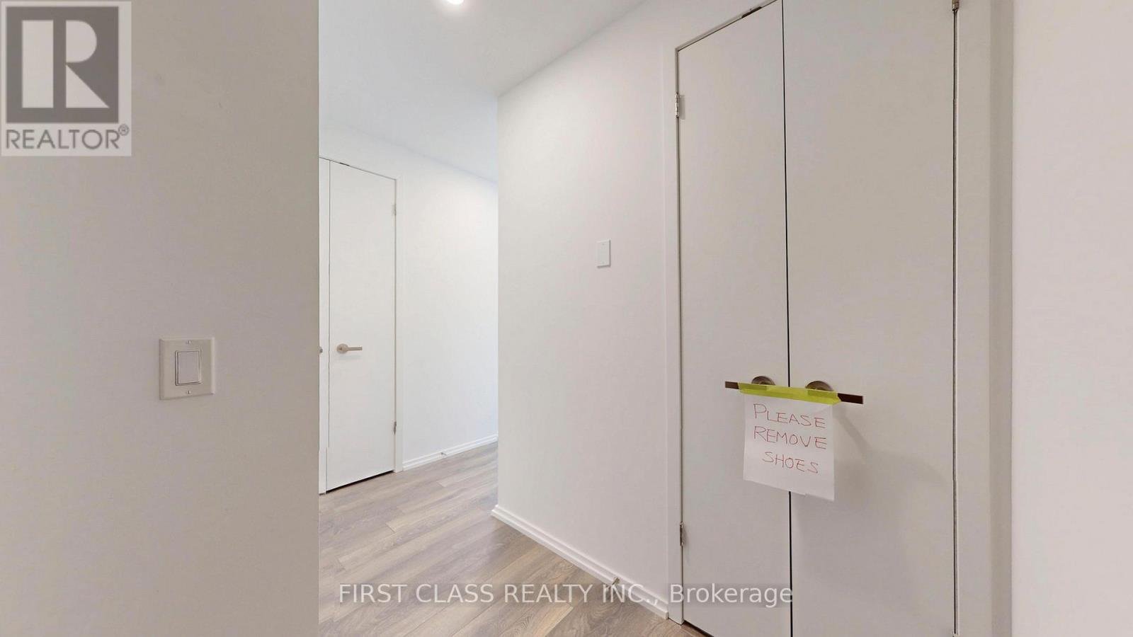 5702 - 197 Yonge Street, Toronto, Ontario M5B 0C1 - Photo 36 - C12551078