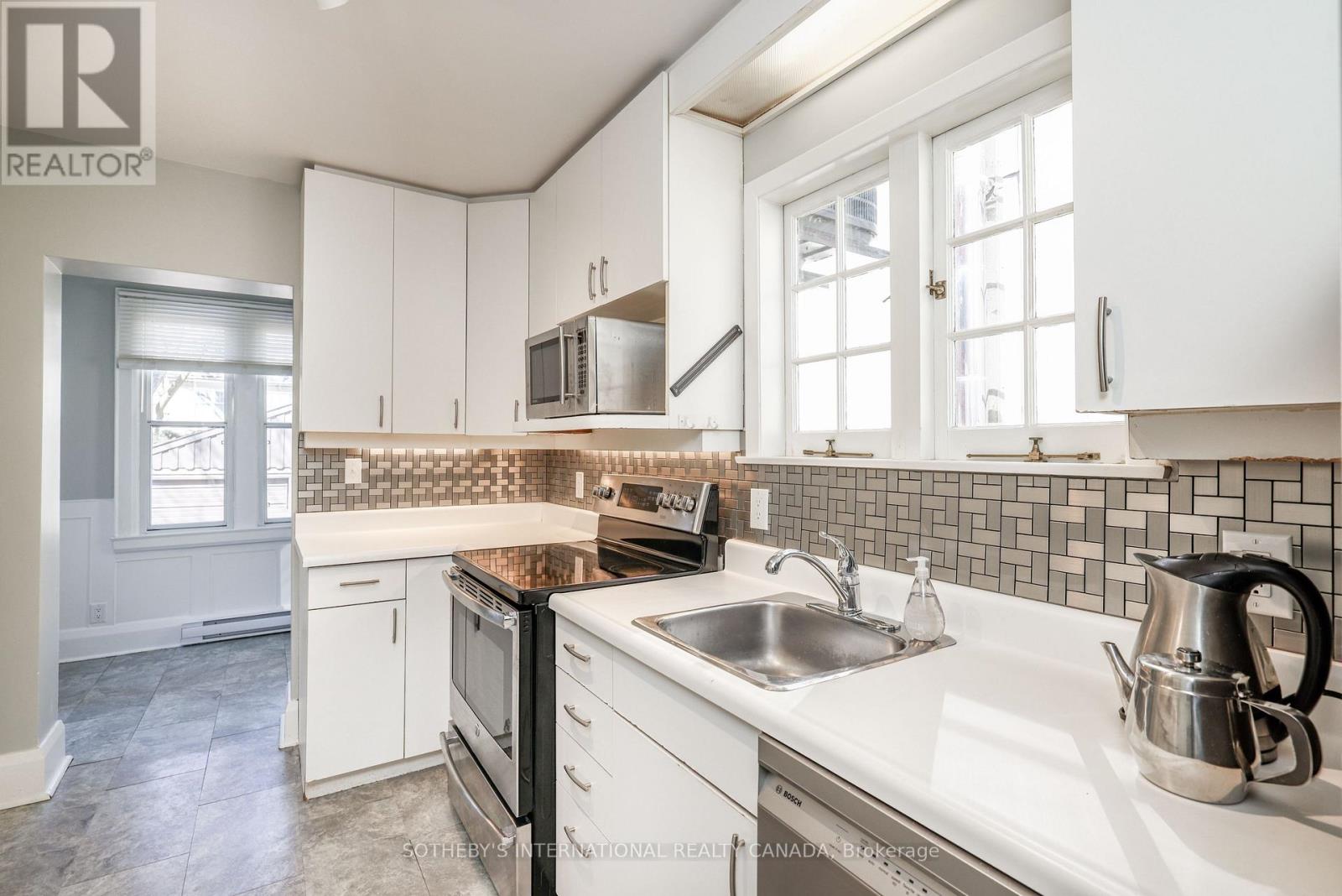 170 Cranbrooke Avenue, Toronto, Ontario  M5M 1M5 - Photo 19 - C12551094