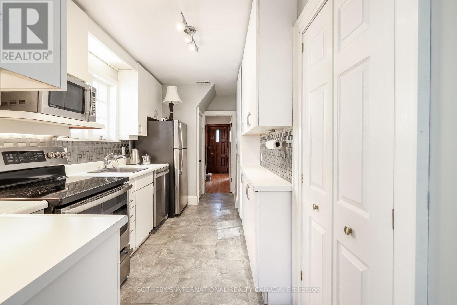 170 Cranbrooke Avenue, Toronto, Ontario  M5M 1M5 - Photo 23 - C12551094